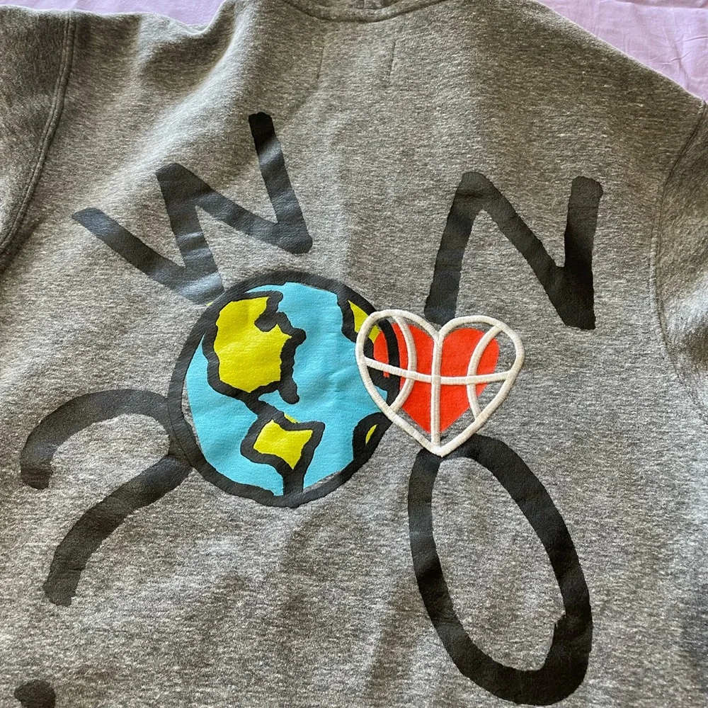 Gray Jordan Hoodie - Picture 3 of 7